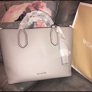 NWT Michael Kors Large”Brooklyn” Purse W/ Studding